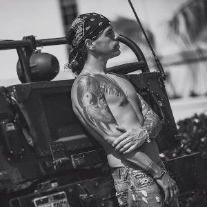 רועי קריוק בקסטריט בויז